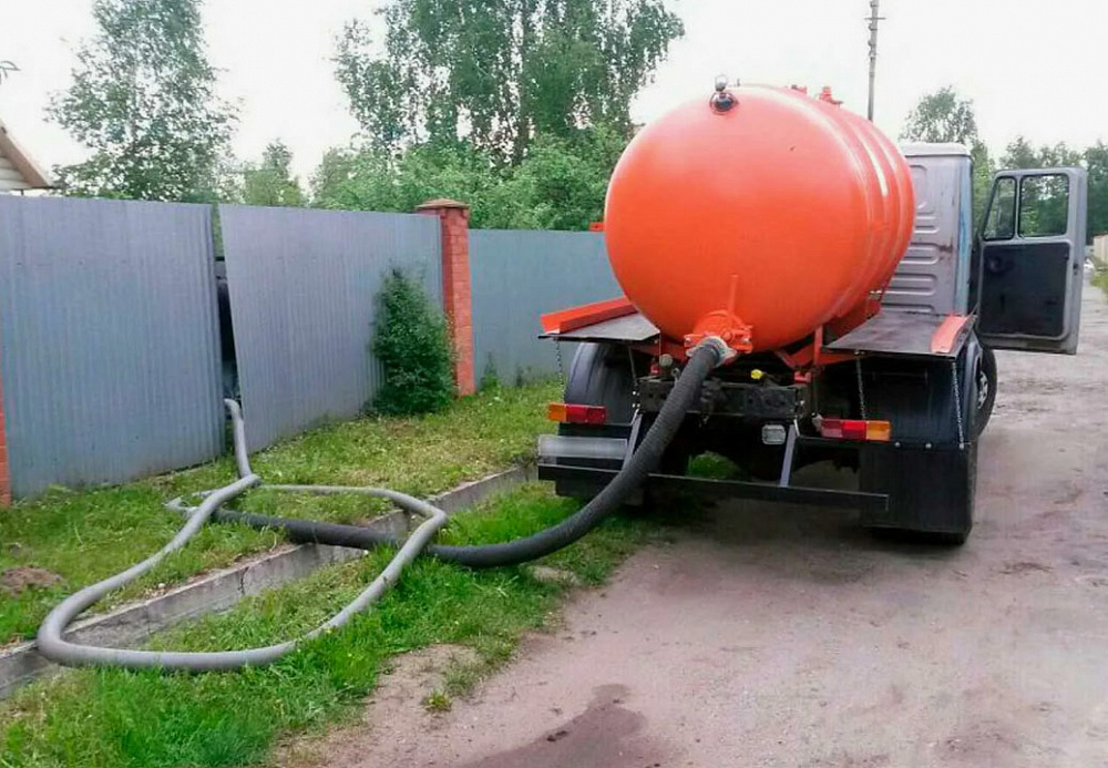 Откачка септика в частном доме